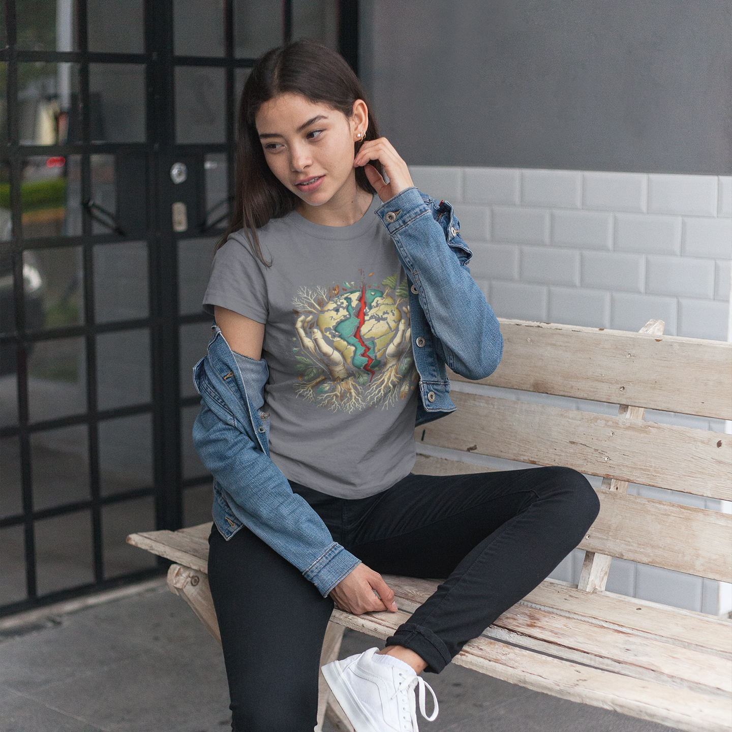 "Elan" | The Earth | Unisex Tee